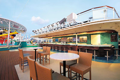 Relax on one of the Waves Pool Bar lounge chairs while sipping a cool drink. You're going to love life at sea. 