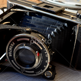Lens Against Lens by Rumiana Doncheva - Artistic Objects Antiques