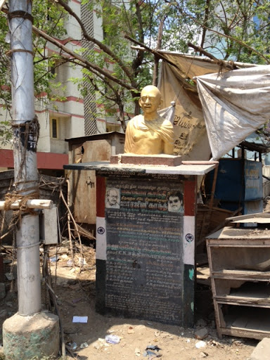 Gandhi Statue Virugambakkam 
