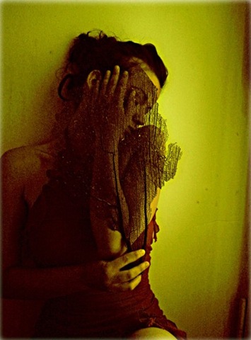 [to_cut_a_flower__by_citizenvisuelle[6].jpg]