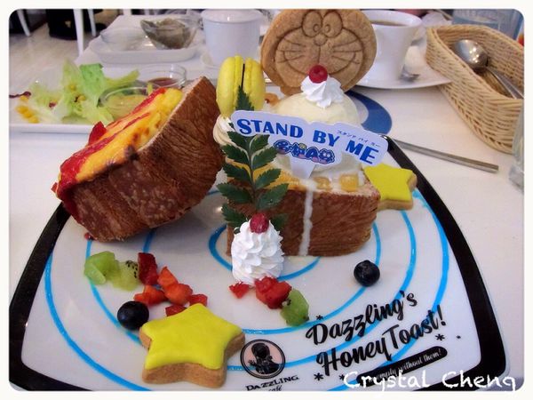 Dazzling Cafe Sky 期間限定的哆啦A夢套餐 傳說中的記憶吐司出現啦！