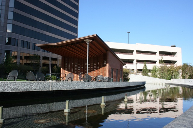 [DowntownFountain1[1].jpg]