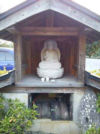 妙見温泉 温泉井戸の仏像