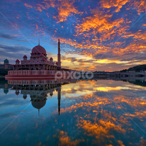 Fiery Sky over Putra Mosque by Nur Ismail Mohammed - Buildings & Architecture Places of Worship