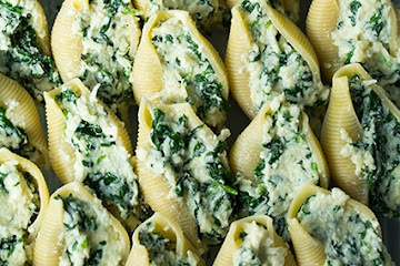 Spinach and Cheese Stuffed Shells