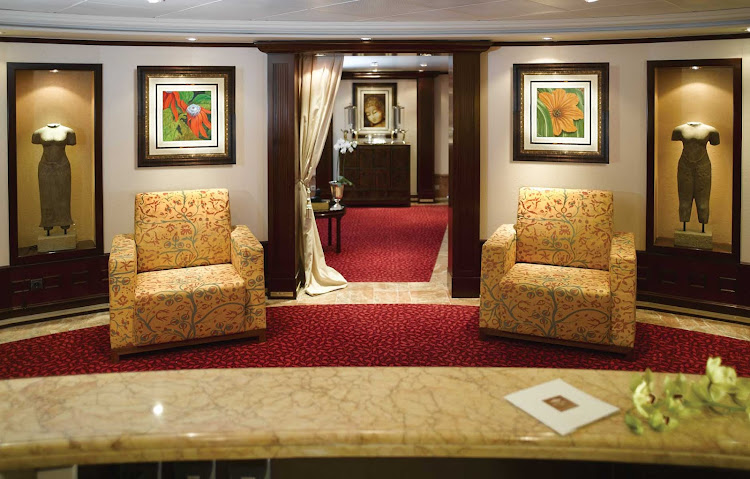 Canyon Ranch SpaClub aboard Oceania Regatta is a luxurious wellness retreat to help you unwind during your sailing.