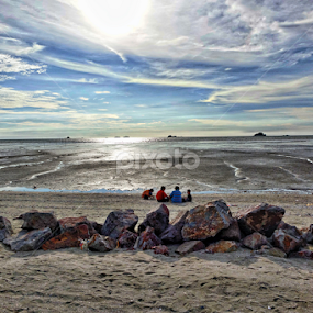 Pantai Jeram by Samsul Zamzuri Abu Bakar - Landscapes Beaches