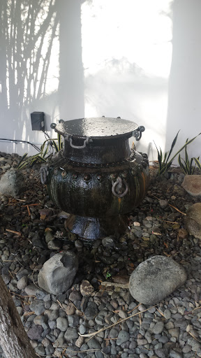 Rincón of the Seas O Pot Fountain