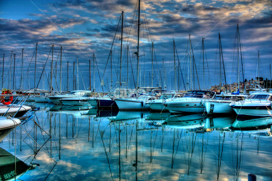 by Jean Marc Colonna d'Istria - Transportation Boats