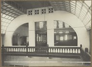 Interieur met bovenverdieping