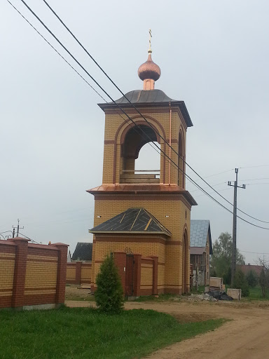 Dzwonnica Cerkwi W Zwierkach