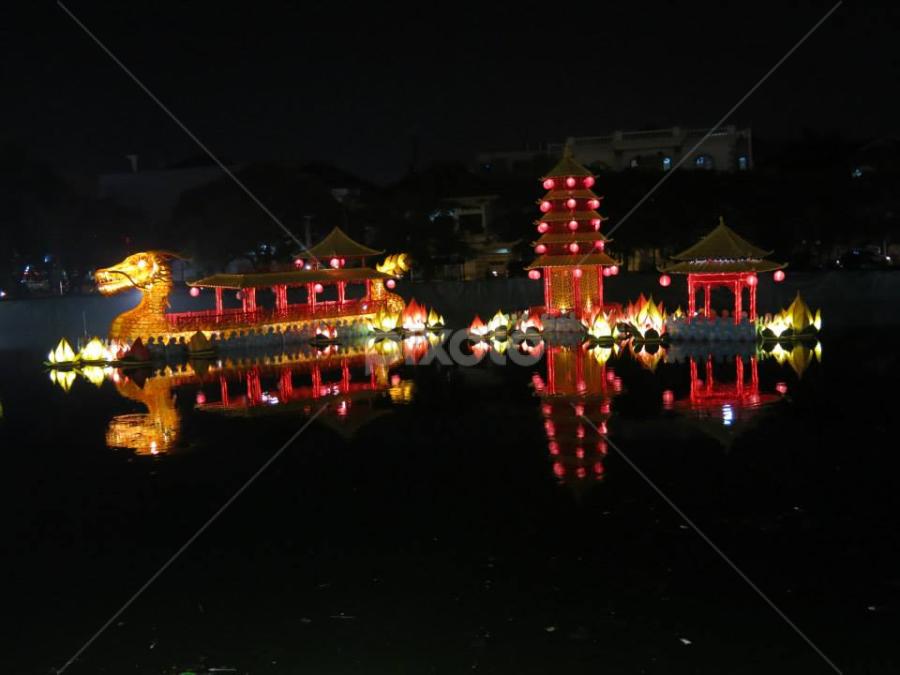 Twin Dragon by Handojo Noegroho - Artistic Objects Other Objects