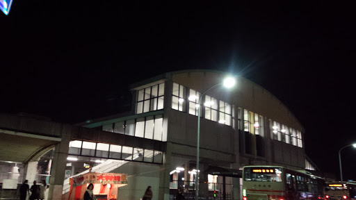 JR八幡宿駅西口
