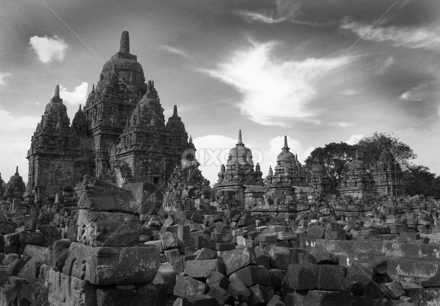 by Dwi Nurcahyo - Black & White Buildings & Architecture