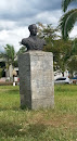 Busto Marechal Luiz Alves