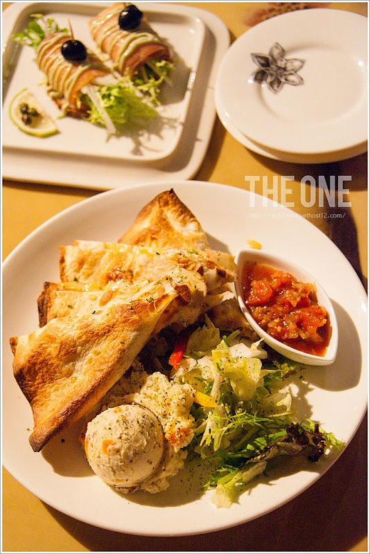 中山‧穿梭在故事中‧The One