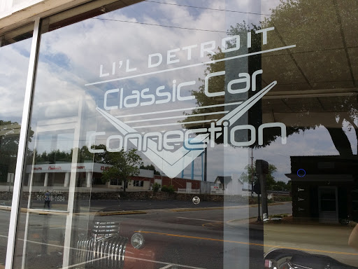 Lil's Detroit Classic Car Museum