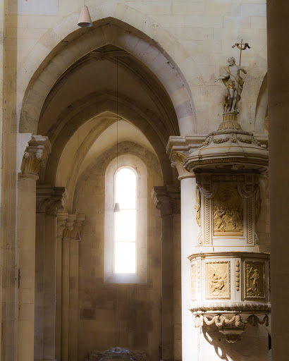 Interior Catedrala Apulum