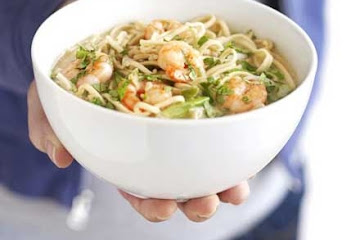 Prawn & coconut laksa