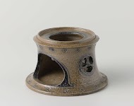 Komfoor van steengoed met zoutglazuur