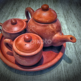 by J W - Artistic Objects Still Life