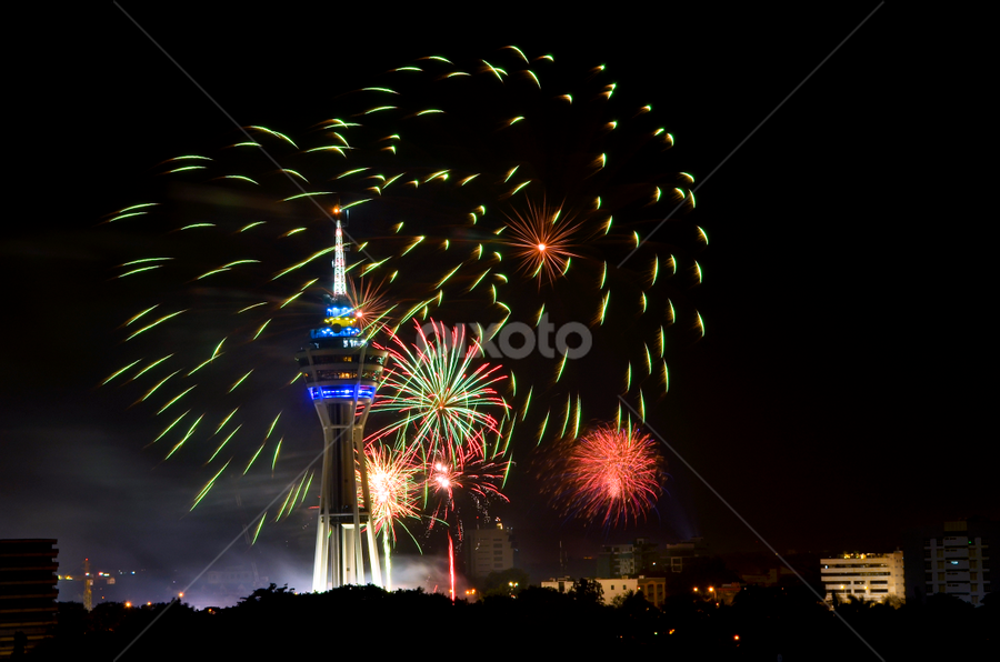 Alor Setar Firework by Mohammad Khairizal Afendy - Public Holidays New Year’s Eve