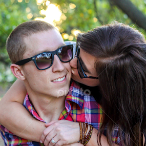 Engagement by Juliana Sabo - People Couples