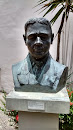 Busto De Clodoaldo Cardoso