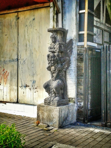Garudayana Sucipto Statue