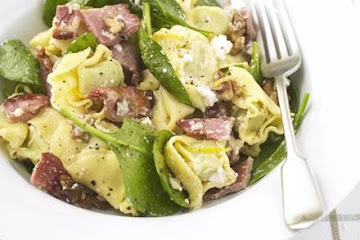 Tortellini with ricotta, spinach & bacon