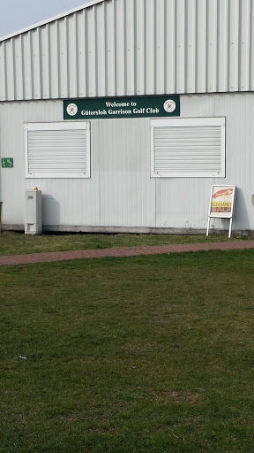 Golf Club Entrance