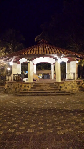 Kiosco Plaza Principal Guayabitos