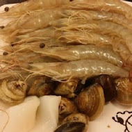 小蒙牛頂級麻辣養生鍋