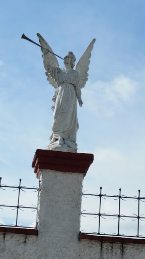 San Miguel Arcángel Cementerio Del Rosal