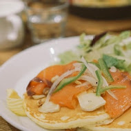 Uzna Omom 杏桃鬆餅屋(中壢大江店)