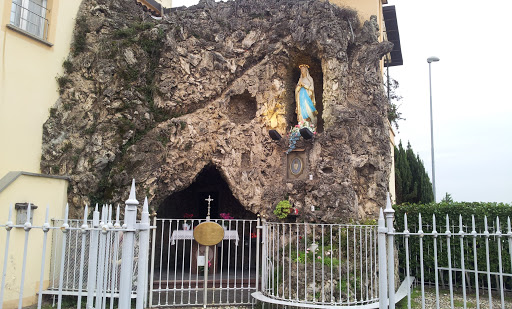 Madonna Nella Grotta