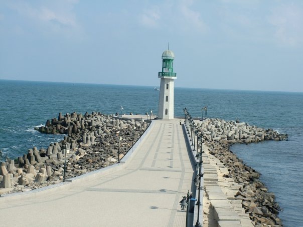 [n610549090_331038_74704.jpg]