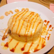 Uzna Omom 杏桃鬆餅屋(中壢大江店)